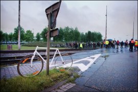 from: http://www.nieuwsblad.be/article/detail.aspx?articleid=BLDDI_20100511_003
