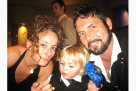 From: http://www.thestar.com/news/gta/2011/11/09/dead_cyclist_jenna_morrison_was_a_yoga_teacher_dancer_mom.html